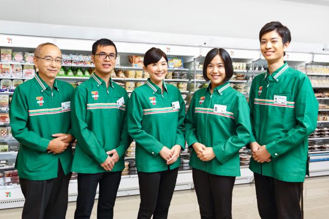 【コンビニスタッフ】スキマ時間を有効活用♪色々な世代の仲間やお客様とふれあいながら、楽しく働こう！コンビニスタッフ