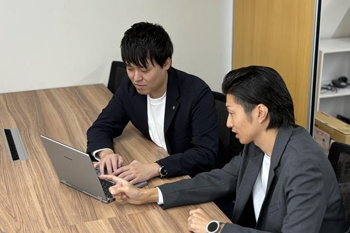 企業と求職者をつなぐ営業職/「売るため」ではなく「お客様の課題解決のため」/法人営業経験者各種広告の企画提案営業