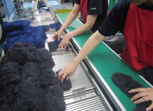 10代〜50代まで幅広い世代が活躍中!
モクモク作業が好きな方にピッタリのお仕事です。