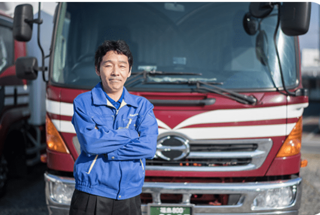 先輩たちはみんな気さくな人ばかり!
笑顔や冗談が飛び交う新人さんも馴染みやすい職場です◎