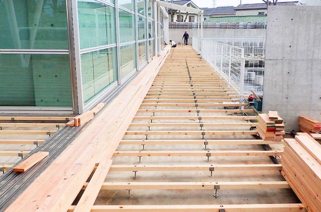 小規模な会社でも社員一丸となって「兵貴神速」。風通しの良い環境でフットワーク軽く活躍しましょう！