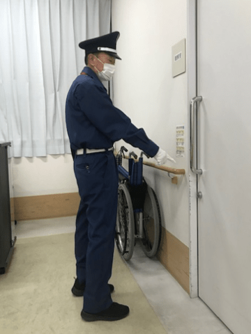 【施設警備員急募】50代〜70代の男性が活躍中！週2〜3回の出勤で未経験者大歓迎♪施設警備員