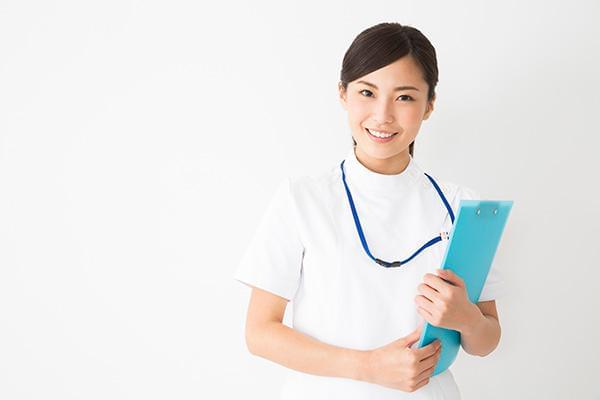 デイサービスでの看護スタッフ(パート)募集!時給1450〜1500円!子育て支援充実☆車通勤OK☆
