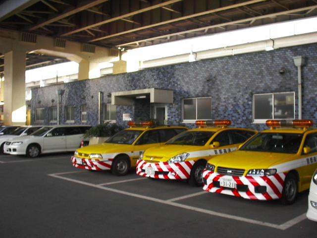 首都高上をパトロールするドライバー／無事故手当2万円有り♪普通免許でOK！夏・冬の賞与など待遇充実◎首都高パトロールカー運転手
＜女性活躍中＞