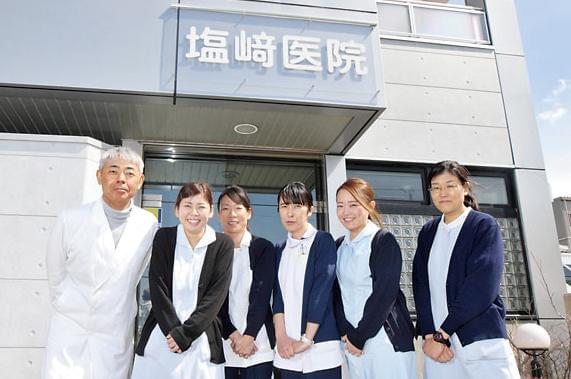 JR「六十谷」駅から徒歩1分の好立地♪車・バイク通勤OK◎通いやすさバツグン☆
勤務開始日応相談♪
