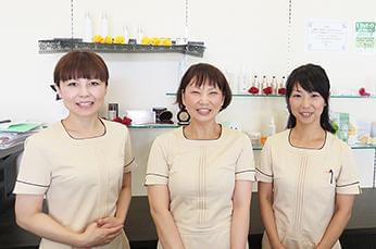 あなたからキレイを発信♪不安や期待を抱えて来店される方を笑顔でお迎えし、お声掛けなどで距離を縮めましょう!