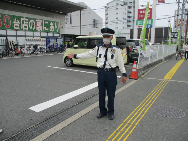 ［八尾市］≪警備員≫◆昇給あり！◆駅チカで通勤便利♪◆車通勤もOK！◆土日祝のみの勤務♪警備員
