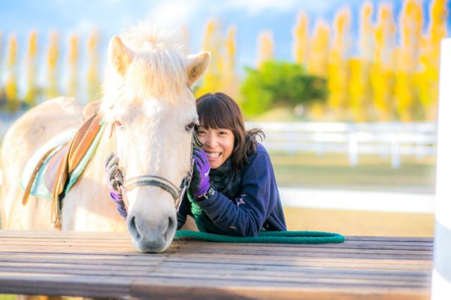 ＼ゴールデンウィーク期間中の短期スタッフ／ブルーメの丘で働こう！未経験OK！年齢不問◎GW期間のテーマパーク運営スタッフ