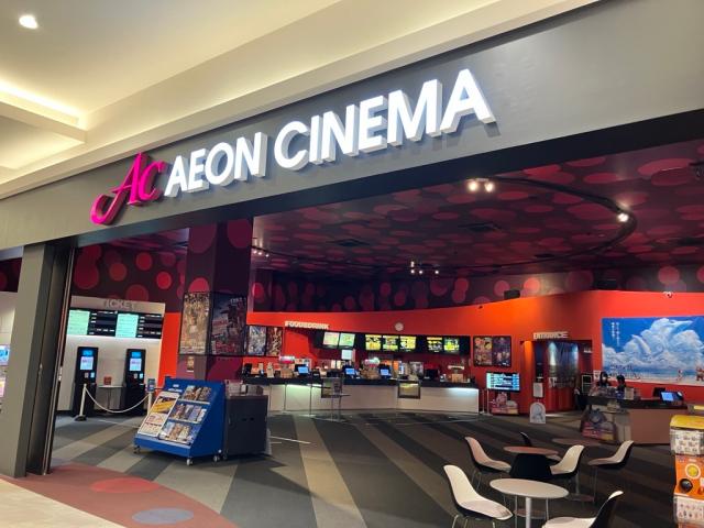 映画のワクワクに囲まれて働ける！仲間と楽しく始める映画館スタッフ募集！映画館の劇場案内、売店販売