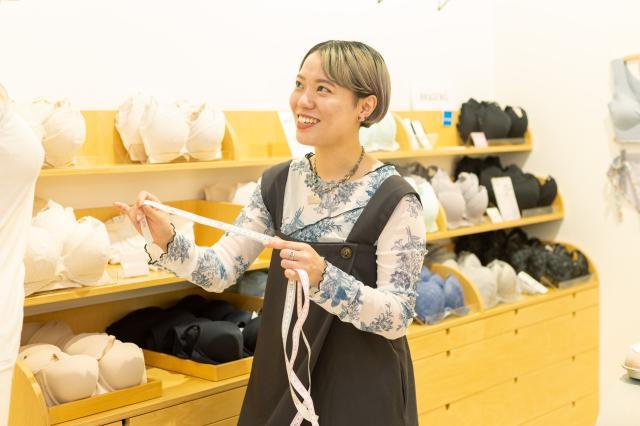 教育体制が整っているから、未経験でも大丈夫◎ 正しい知識を学べる、自分にもプラスになる職場です。