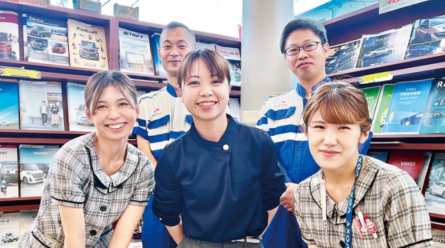 スタッフ同士コミュニケーションが取りやすい職場です。
人と接するのが好きな方なら、きっと楽しく働けるはず♪
