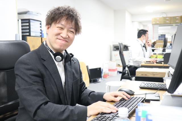 研修制度や自己推薦昇進制度を完備。ステップアップを目指せる環境です。