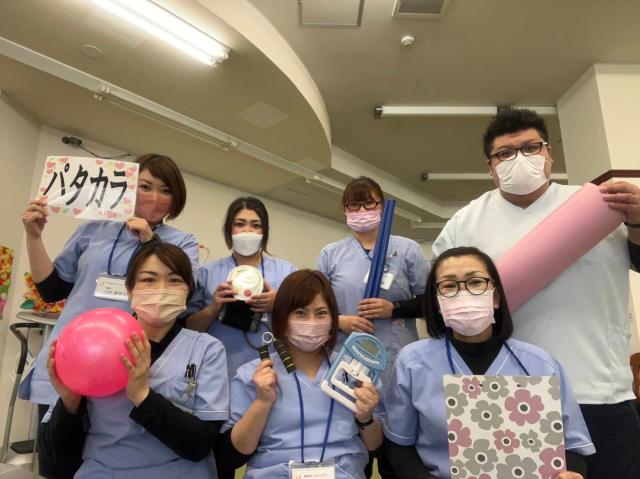 資格をしっかり活かすことのできるステージで、
地域の高齢者福祉に貢献しよう♪
ケアされる側も、する側も、負担を感じることなく心にゆとり－。
そんなハッピーなケアライフを目指しています！