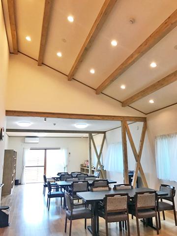 資格を取って間もない方、経験はあるけどブランクがある方、無資格も大歓迎♪少ない日数から始めませんか?