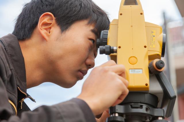 【スタッフインタビュー】
「代案を提示できるのが腕の見せ所」未経験から1年4ヶ月、20代・Nさんの挑戦