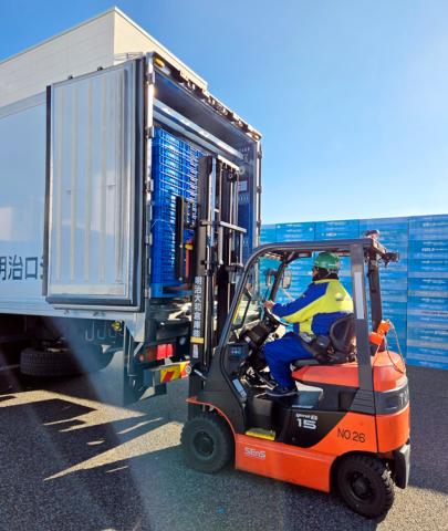 30代〜60代まで幅広い世代の男性が活躍中!
実働7時間勤務で一般企業より少なめです◎