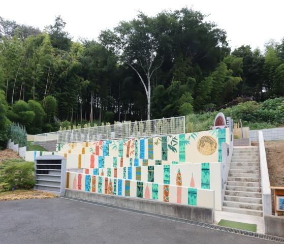 交通費全額支給＆車通勤OKで通いやすさ抜群♪
ほとんどのメンバーがマイカーで通っています◎
