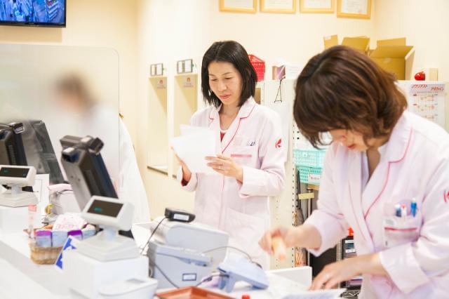 大切なのは一人ひとりの患者さまに寄り添える心遣い。未経験・無資格の方も歓迎します。