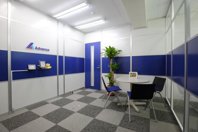 入社後⇒簡単な事務業務から指導⇒試用期間終了後を目安に顧客担当として、お客様とのやりとりもお任せ◎