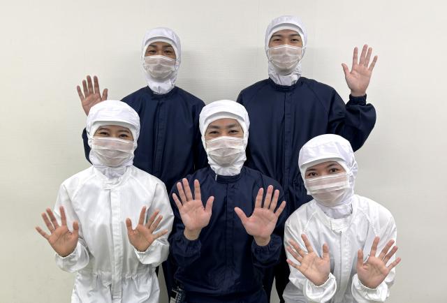 製品検査・包装≪亀岡市≫未経験者歓迎◇幅広い世代の男女活躍中◇シッカリ稼ぎたい方におススメ◇夜勤プラスチック食品容器製品検査及び包装（夜勤）