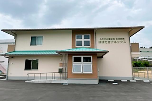 【グループホームでの日常生活のお手伝い】月3回位でもOK！副業・Wワーク可◎残業ナシで定着率バツグングループホームでの日常生活のお手伝い