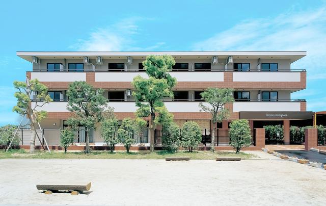 ラグジュアリーホテルをイメージした、スタイリッシュで落ち着いた雰囲気！毎日楽しくお仕事できます