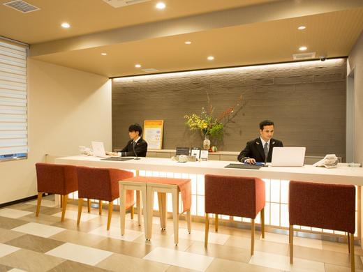 フロント 夜勤 仮眠 バイト 日給に関するアルバイト バイト 求人情報 お仕事探しならイーアイデム