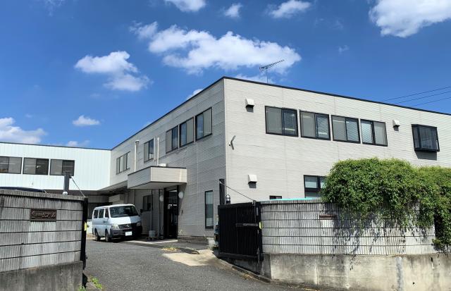 笠幡駅より徒歩10分。車通勤もOKです。