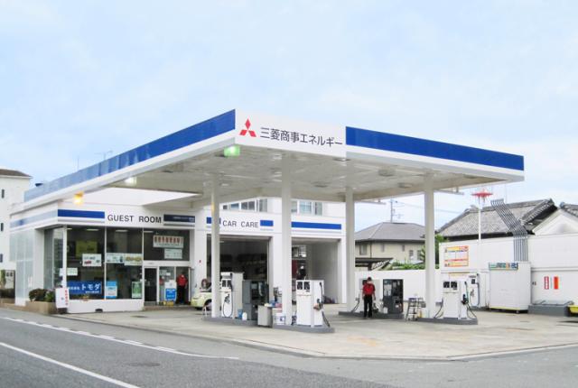 勤務時間のシフトは日勤を基本に一週間ごとのローテーション制◇資格手当も充実!社員割引アリ◎