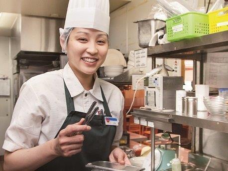 自宅から通いやすい勤務地多数!ご希望の店舗があれば、お気軽にお電話にてご相談ください。