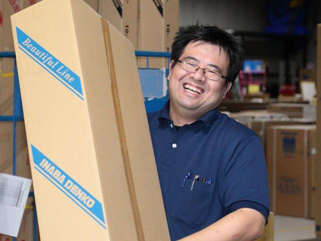 輸送業務は提携企業に依頼しているため、特別な資格は必要ありません!まずは明るく元気な挨拶ができればOKですよ♪