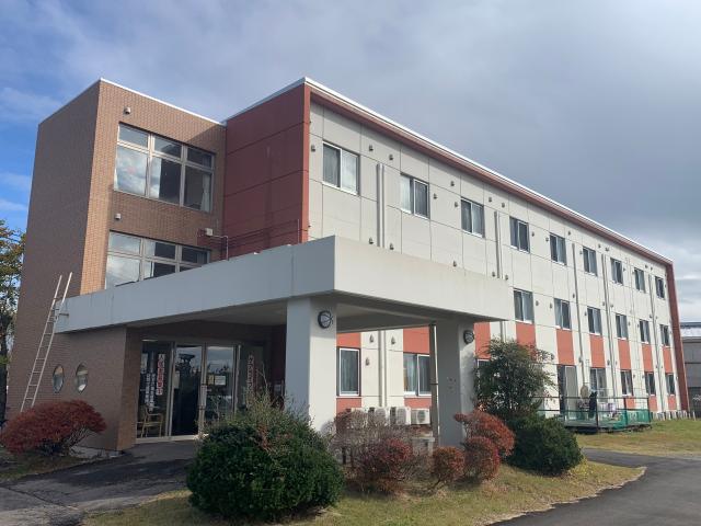 中高年スタッフ多数活躍中。
女性スタッフの比率が高い施設です。