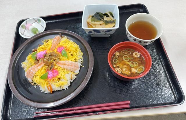 未経験歓迎！＼サービス付き高齢者住宅の朝食スタッフ！／早朝の短時間！週2日〜応相談◎厨房スタッフ