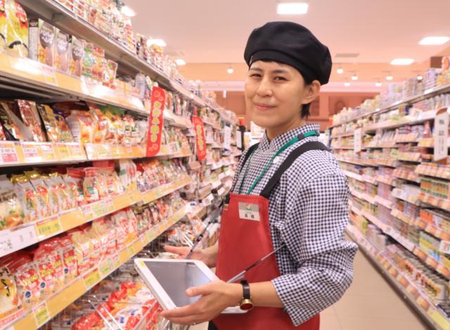 ゼロからのチャレンジも大丈夫◎
ここで得た経験や商品知識が普段の生活に役立つかもしれませんよ♪