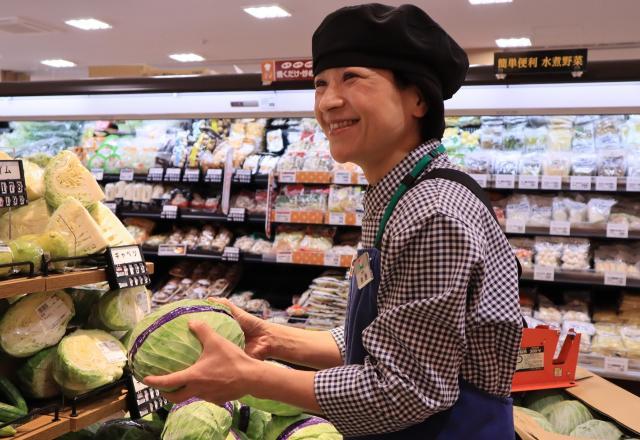 作業の流れや商品知識はしっかりお教えします。
初めての方も遠慮なくご応募ください♪
