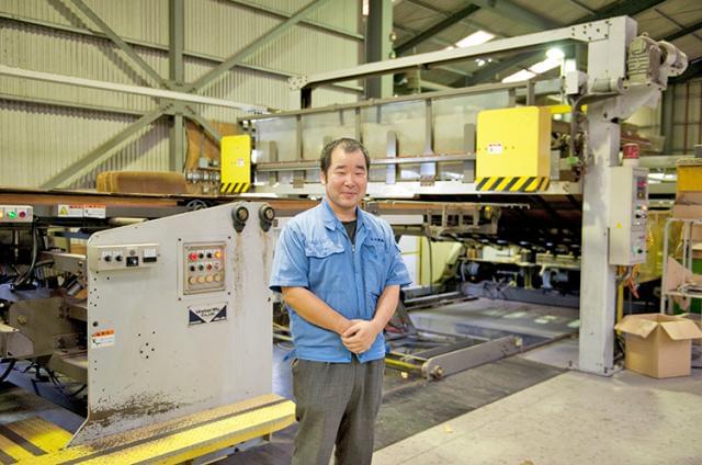 男性スタッフ活躍中!!
機械オペレーター、手作業…あなたの適性を見て配属します!
