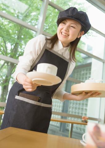 お客様に満足して頂く為に、スタッフみんなが楽しくやりがいを持って仕事に取り組める職場環境を目指しています♪