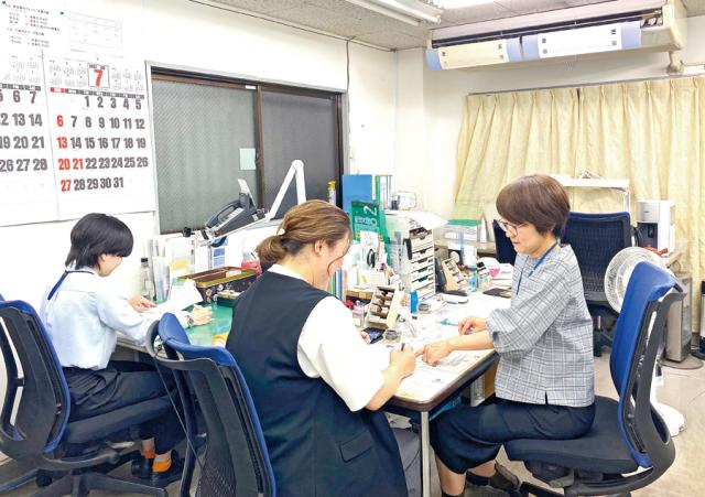 子育てや介護など家庭の都合を優先させながら働けます!