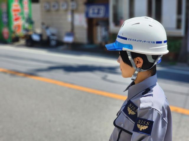未経験からはじめられる警備のお仕事。
出会う人々の安全を守る、やりがいのある業務ですよ☆