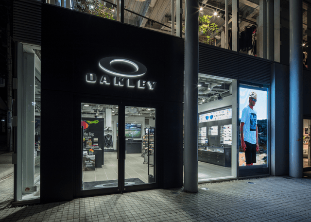 OAKLEY Store　原宿店