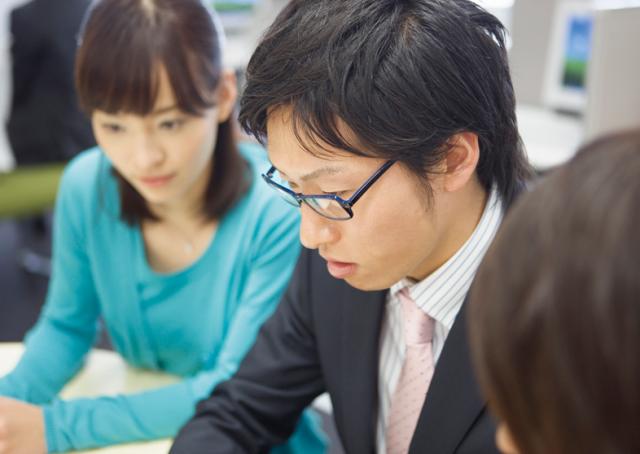 性別不問の事務ワーク。
人気職種なので、ご応募はお早めに！