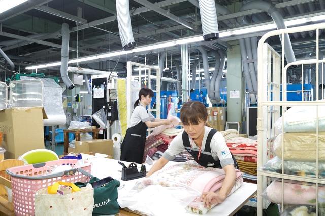 これまでクリーニング業界で働いたことが無い未経験者でもノムラクリーニングは皆さまを大歓迎します!