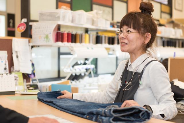 全国に約300店舗を展開!業界のリーディングカンパニーでお直しスタッフデビューしませんか!