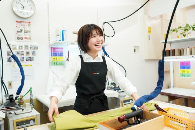 大阪府　ららぽーと門真店　洋服のお直し/縫製スタッフ募集　洋服や裁縫が好きな方にピッタリ♪洋服のお直し/縫製スタッフ
