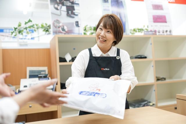 全国に約250店舗を展開！
業界のリーディングカンパニーでお直しスタッフデビューしませんか☆