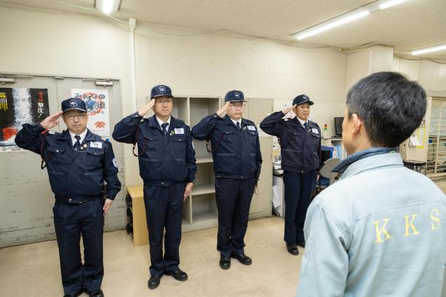 運転はパートナーと交代制。
体にも心にも負担の少ない環境です。