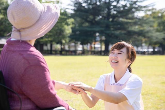 職業紹介サービスは「事前に職場の雰囲気がわかる」などメリットたくさん！