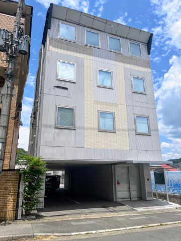 当社の仕事は、快適で安全な環境づくり！
抜群のチームワークで質の高いサービスをお届けしています。