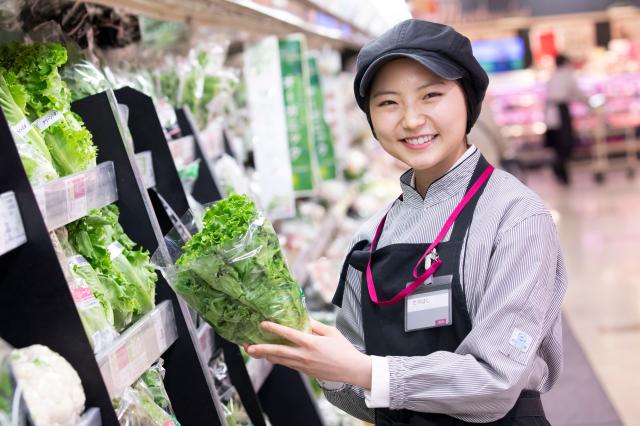 イオンつくしが丘店