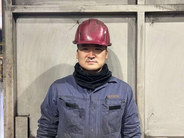 ■スタッフインタビュー｜入社7年目／加工部 課長　キャリアアップの体現者
「社員への想いを感じるから、それを仕事で応えたい。」